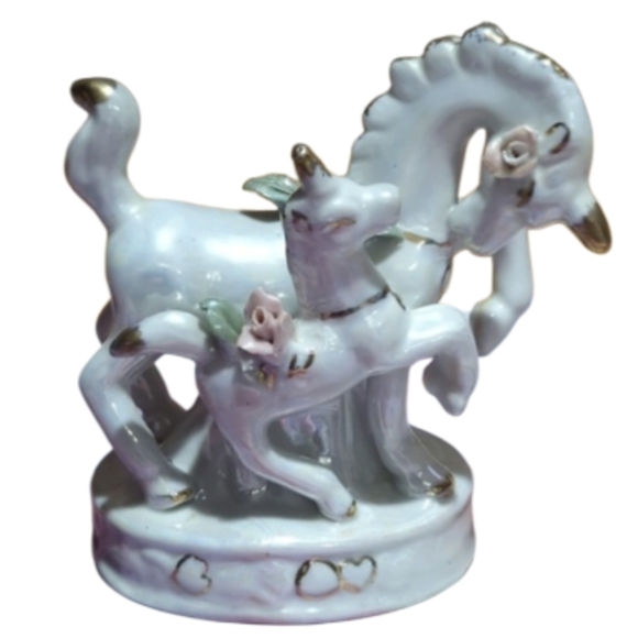 Unbranded Other - Porcelain Unicorn & Horse Figurine – White & Gold Vintage (70s/80s)